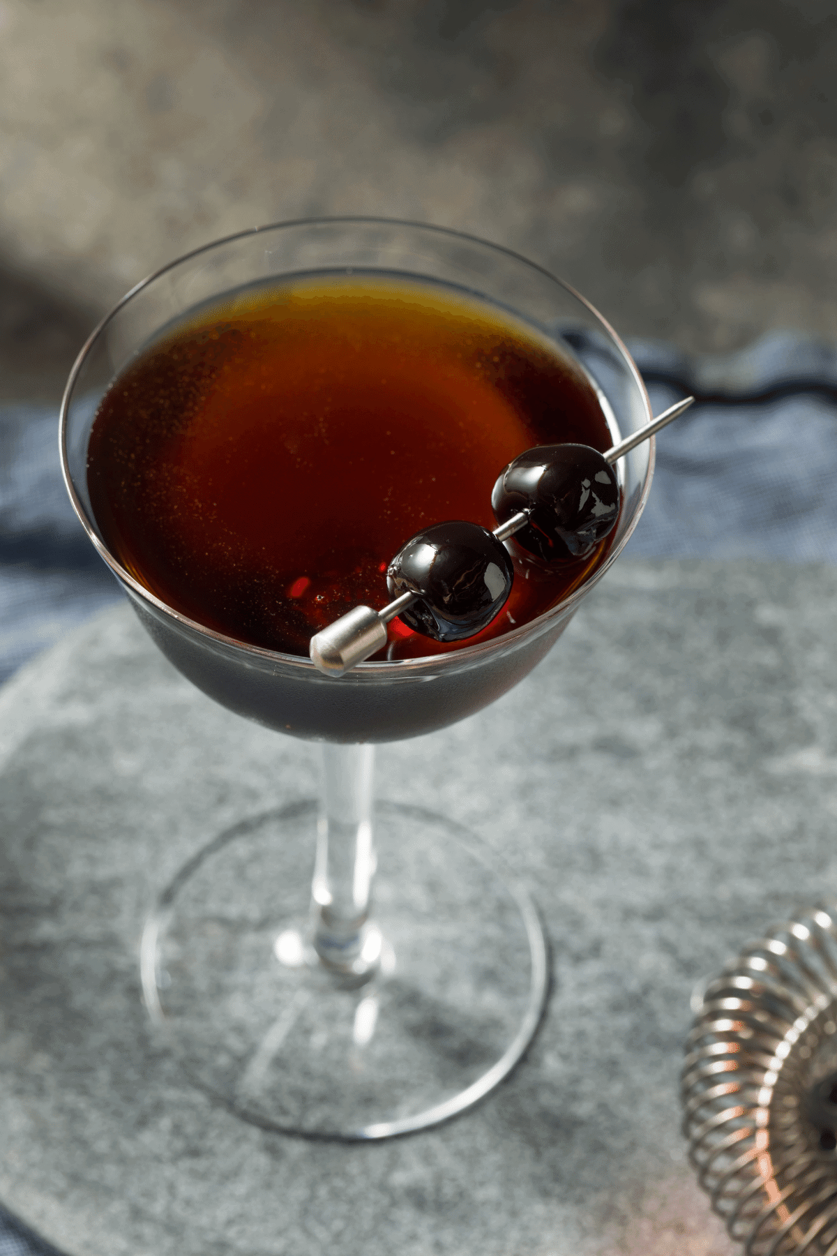 Sip On This How To Make The Perfect Black Manhattan Cocktail   Black Manhattan 