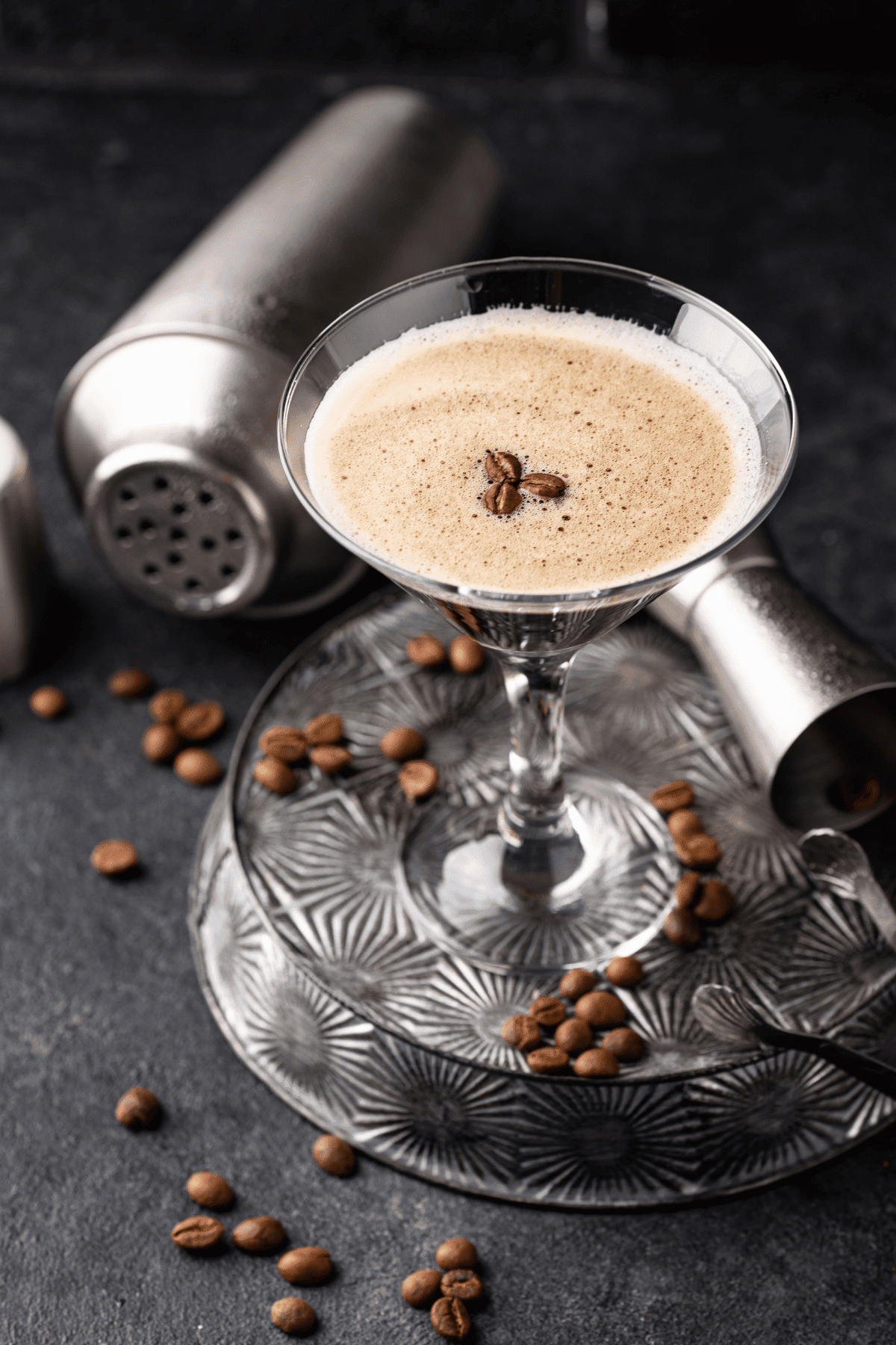 The Perfect Espresso Martini Recipe How To Make The Ultimate Cocktail Drink