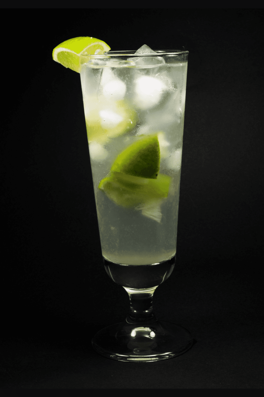 Tantalizing Taste The Perfect Gin Rickey Recipe For Your Next Gathering