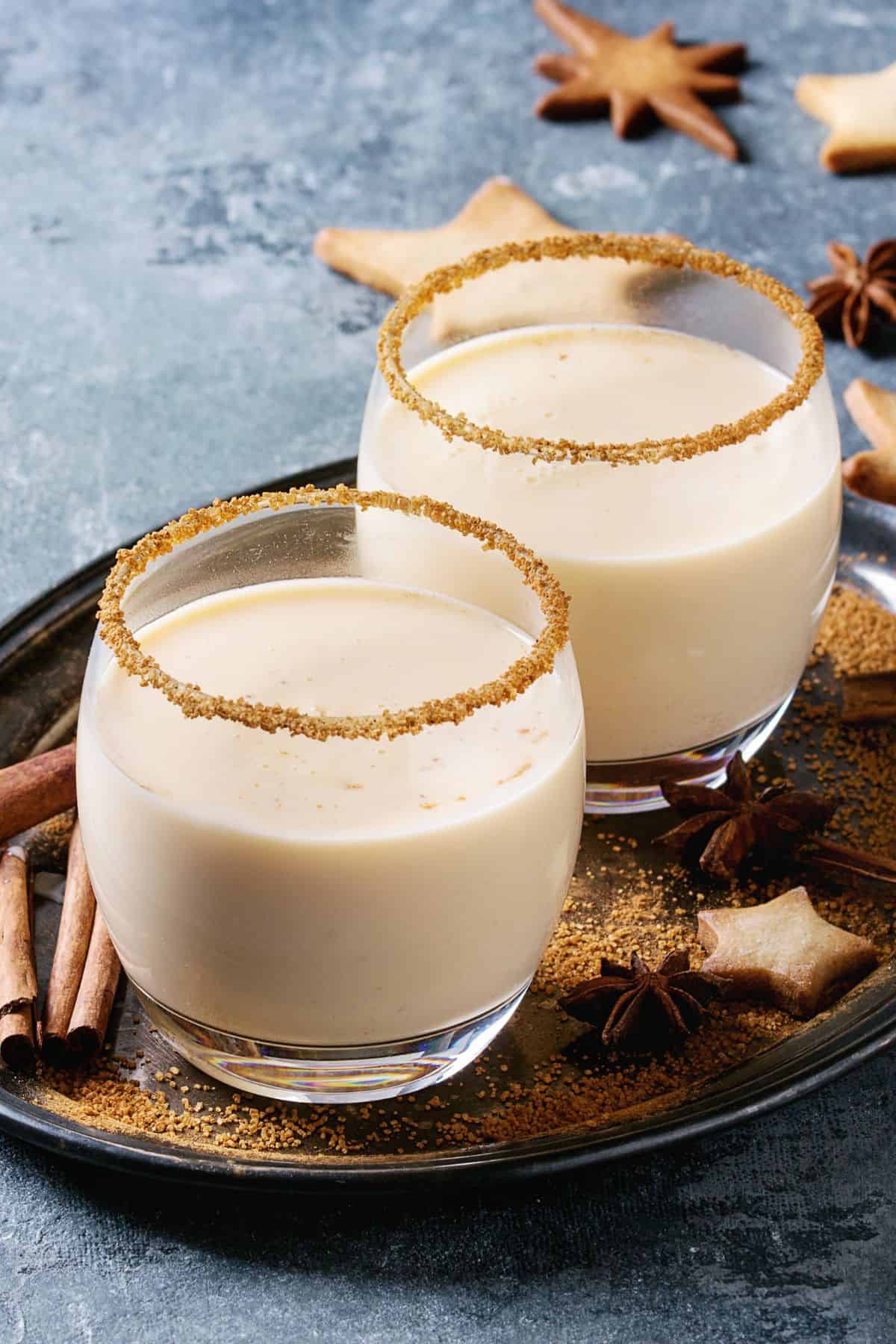 Gingerbread Martini Recipe Make the Perfect Christmas Cocktail!